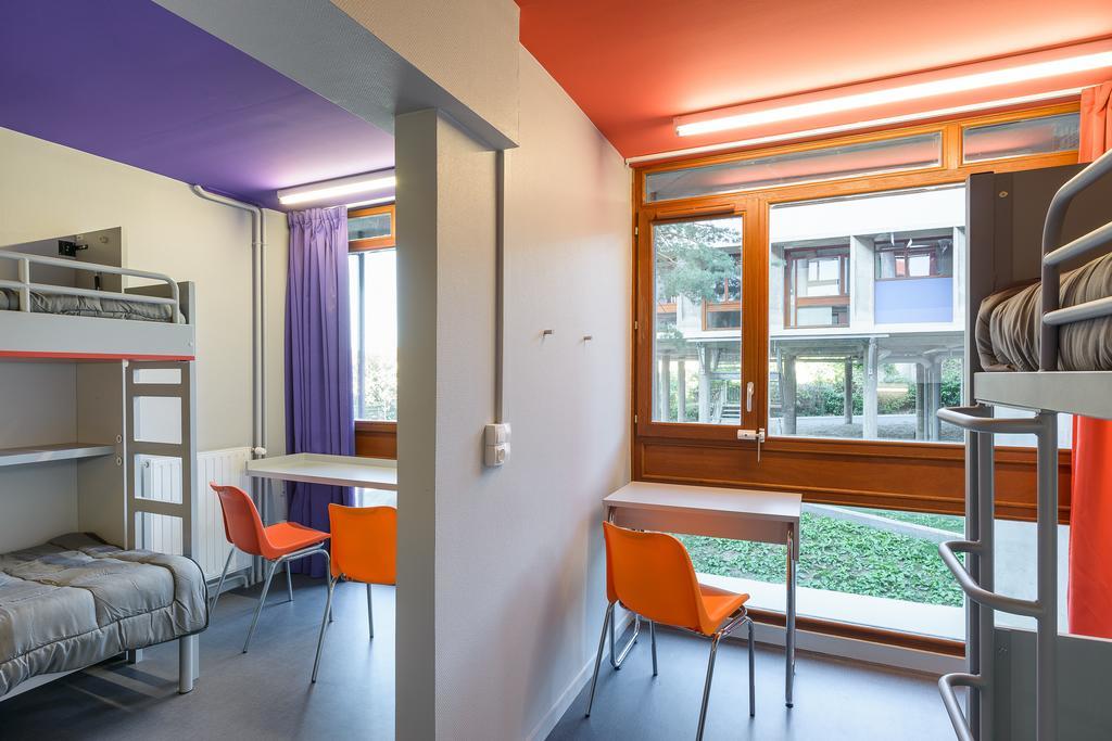 Centre International De Sejour Andre Wogenscky Vandrarhem Saint-Etienne  Rum bild